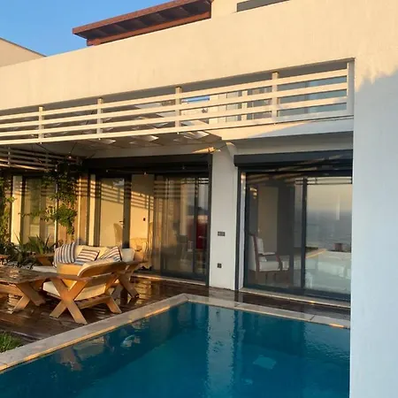 Villa Aleph-harika Manzarali Muestakil Havuzlu Bodrum