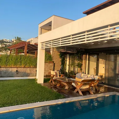 Aleph-harika Manzarali Muestakil Havuzlu Villa Bodrum