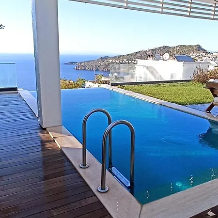 Kiralık Müstakil Havuzlu Lüx
