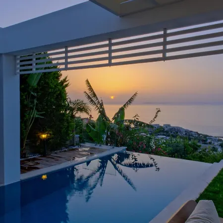 Kiralık Müstakil Havuzlu Lüx * Bodrum