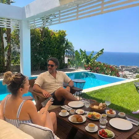 Villa Aleph-harika Manzarali Muestakil Havuzlu *