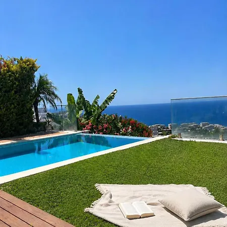 Villa Aleph-harika Manzarali Muestakil Havuzlu Bodrum